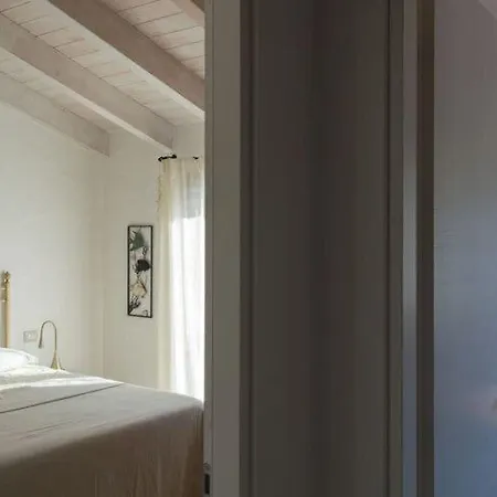 La Casa Di Alice Διαμέρισμα Όλμπια